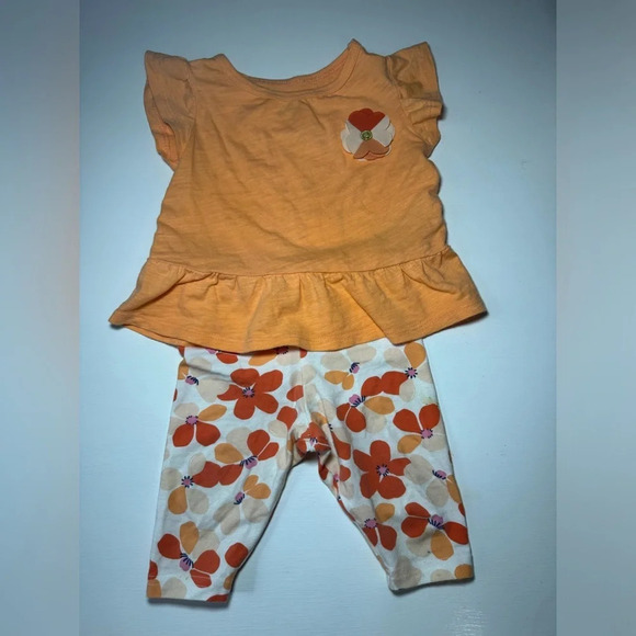 Baby Girl Orange Blouse and Floral Pants Set 12 months - Picture 2 of 6